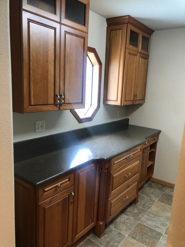 Building Photo - Cozy & Modern 1BD/1BA HOME for Rent!