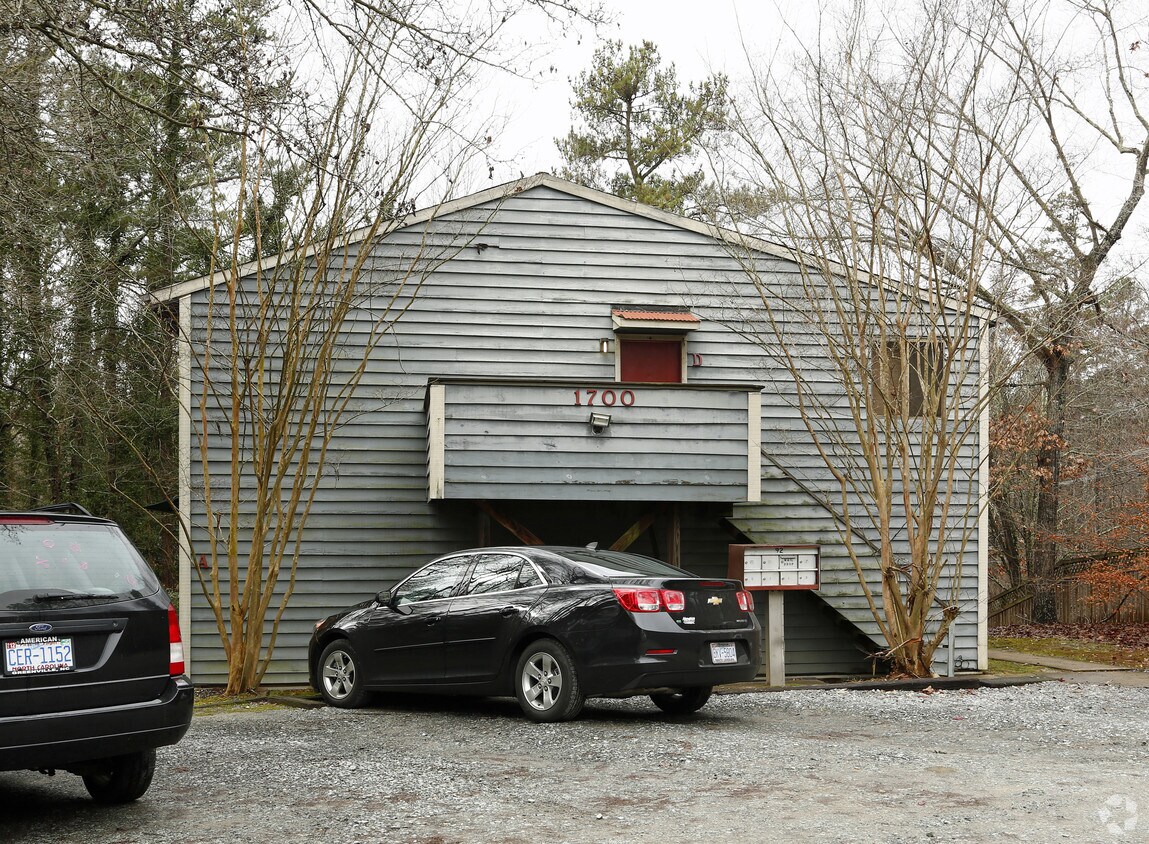 Building Photo - 1700 Merrimac St