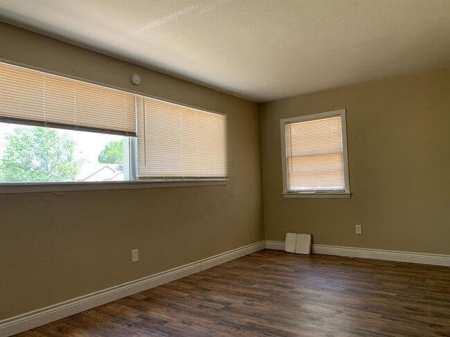 Building Photo - 2115 29th St