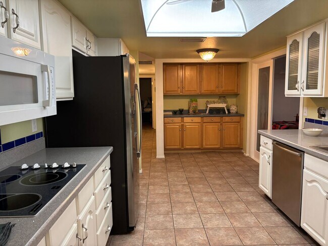 Building Photo - 1681 Leisure World