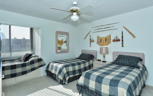 Foto del edificio - 1080 W Peppertree Ln