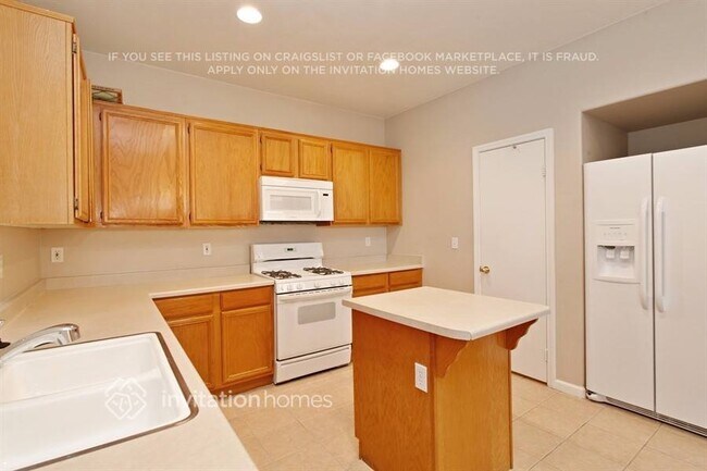 Foto del edificio - 6713 Petrified Forest St