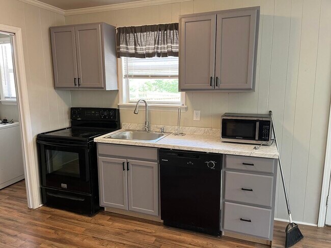 Building Photo - 163 Will Edwards Road