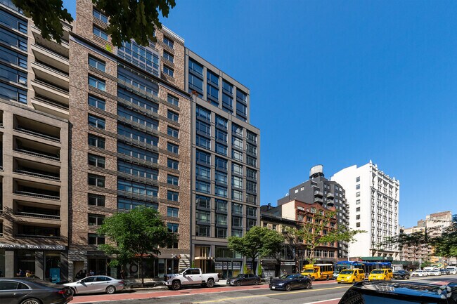 Building Photo - Graydon Chelsea