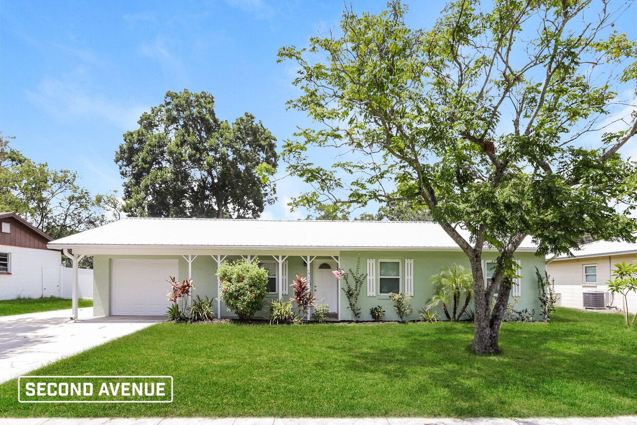 Primary Photo - 412 El Dorado St