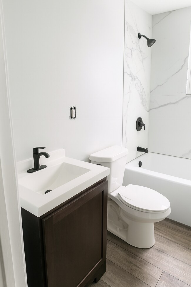 Foto del edificio - Charming 3-Bedroom Home for Rent in Cleveland