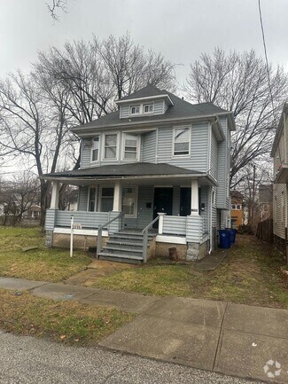Building Photo - 1099 E 111th St
