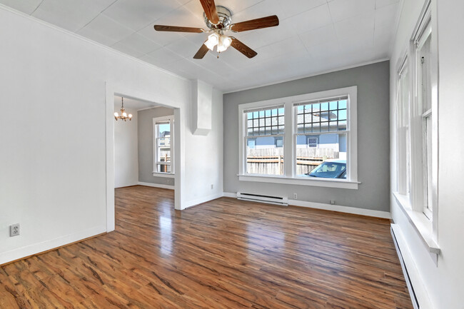 Building Photo - 1405 S 3rd St