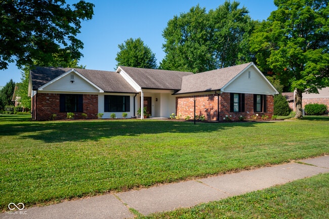 Building Photo - 910 Williamsburg Ln