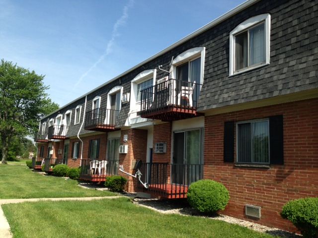 Foto del edificio - 24450 Little Mack Ave