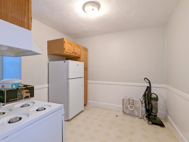 Foto del edificio - 145 Summer St