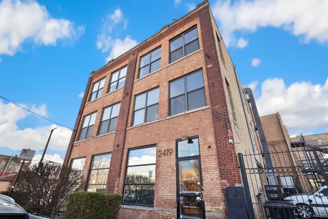 Photo - 2419 W 19th St Apartment