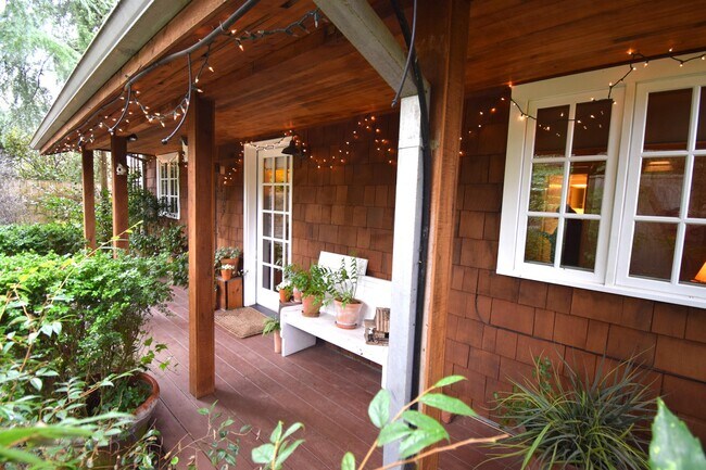 Foto del edificio - 7617 SW Mapleleaf St