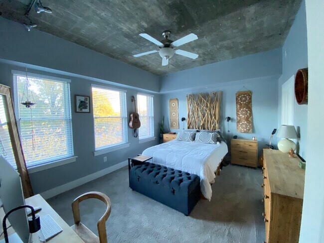 Foto del edificio - 444 S Blount St