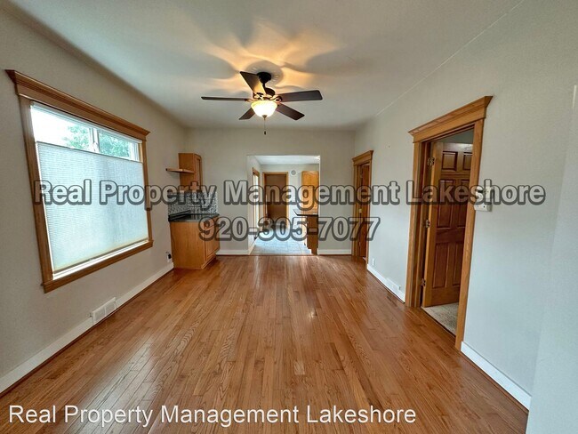 Building Photo - 2 br, 1 bath House - 511 W 10th Ave.