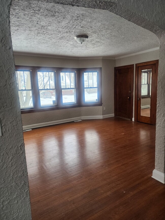 Building Photo - 4235 Overland Pky