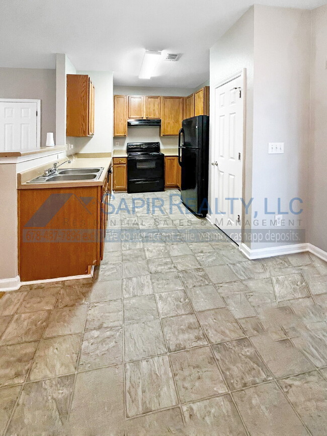 Building Photo - 7107 Brookview Way