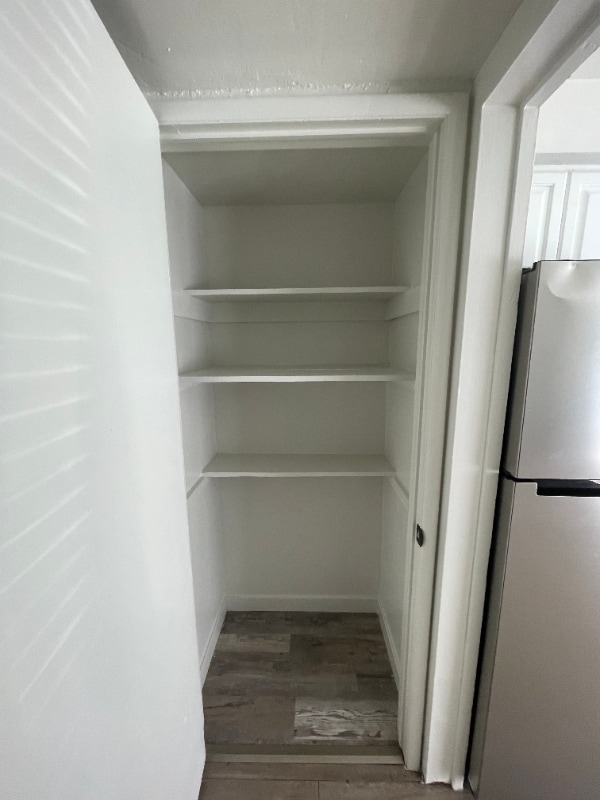 Foto del edificio - 951 N Redwood Rd