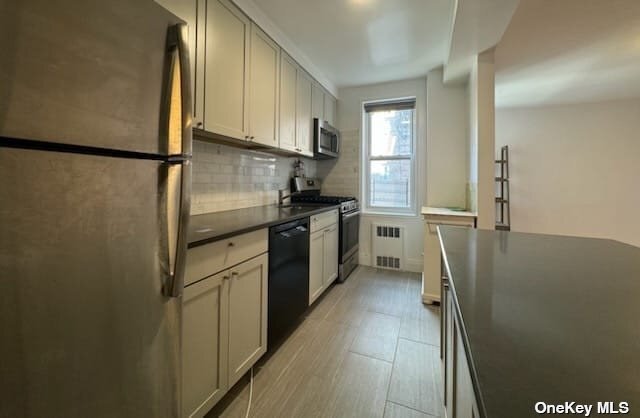 Building Photo - 35-40-40 75th St