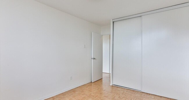 Building Photo - 80 Cosburn Avenue