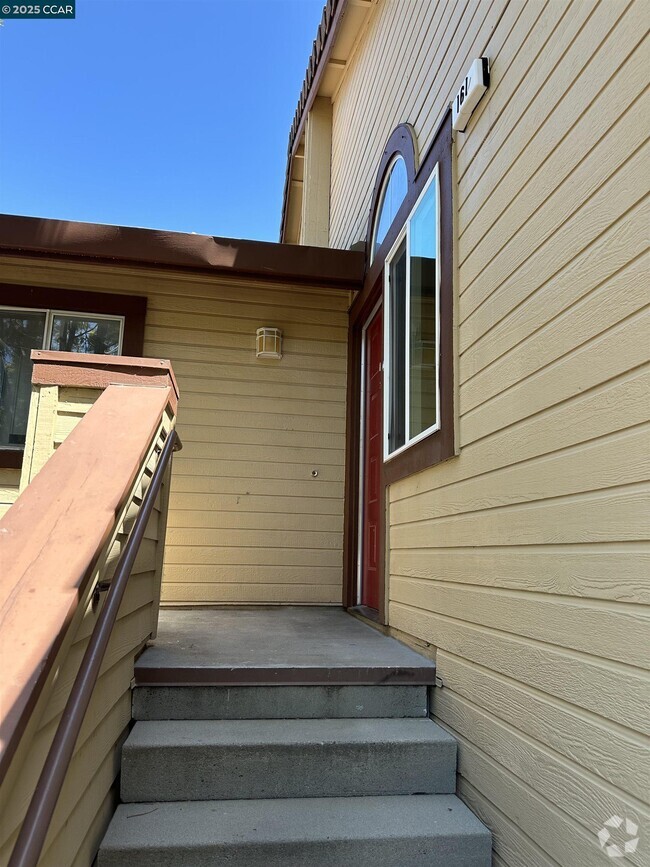 Building Photo - 161 Tuscany Ct