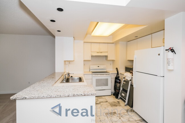 Foto del edificio - 1275 25th St NW