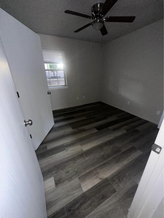 Building Photo - 3108 Park Ave
