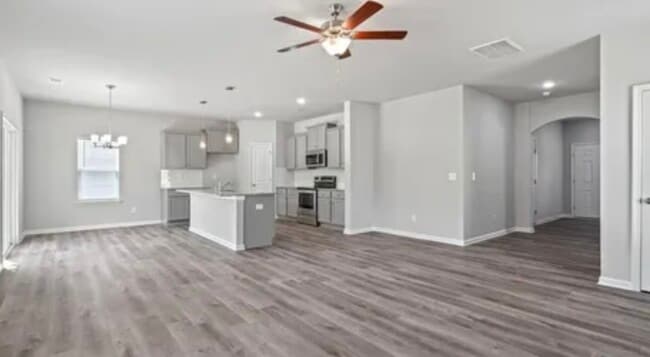 Building Photo - 2129 Clapham Ct