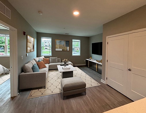 Building Photo - Residences at Harper