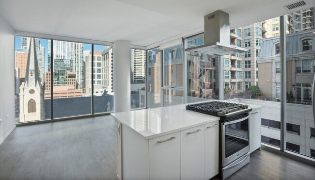 Foto del edificio - 711 N State St