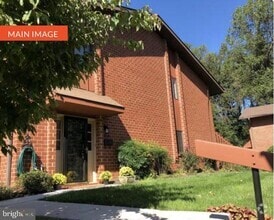 Building Photo - 306 Worthington Dr