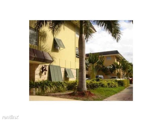 Building Photo - 1515 San Remo Ave