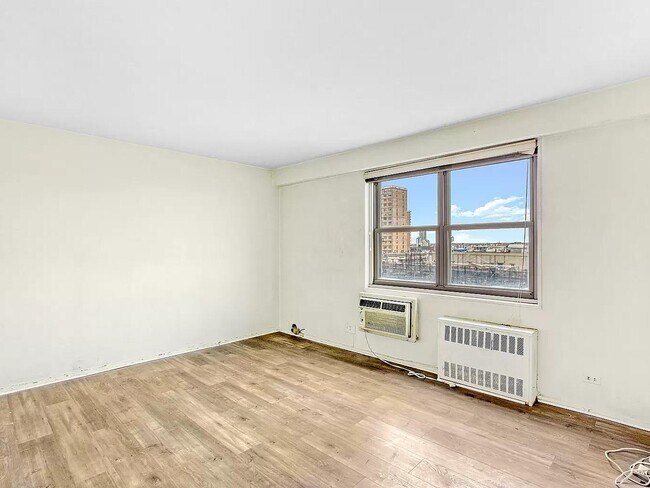 Foto del edificio - 2915 W 5th St