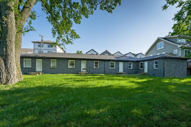 Foto del edificio - Update 2 Bed 1 Bath in The Nations