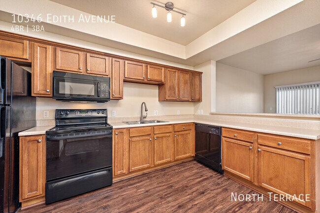 Foto del edificio - 10346 Edith Ave
