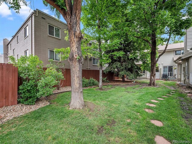 Foto del edificio - 1018 9th St