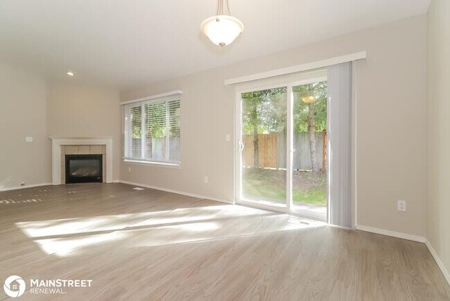 Building Photo - 18507 39th Ave E, Tacoma, WA 98446