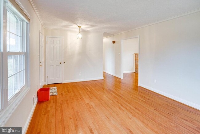 Building Photo - 9552 Birmingham Dr
