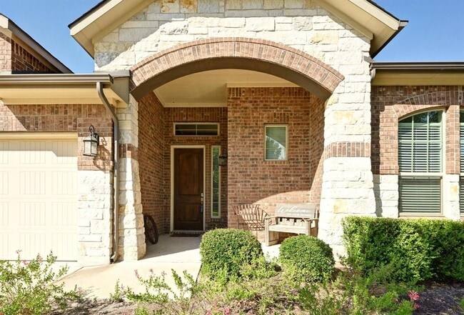 Building Photo - 126 Cenzio Dr