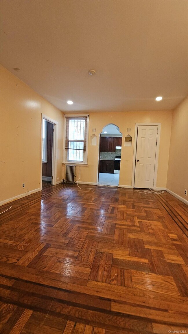 Foto del edificio - 272 New Jersey Ave