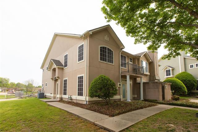 Foto del edificio - 609 Regency Dr