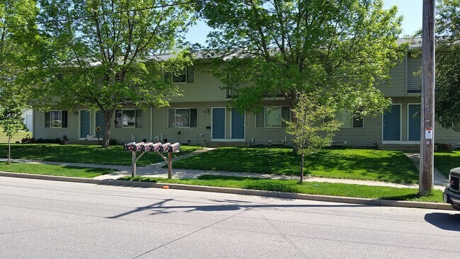 Front view - 426 4th Ave N, Apt. #3