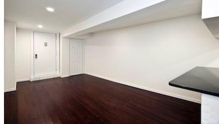 Foto del edificio - 31 E 1st St