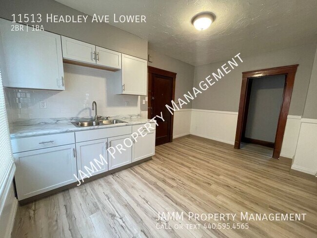 Foto del edificio - Updated 2-Bedroom Duplex in West Cleveland!!