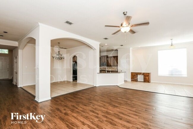 Building Photo - 2916 Softwood Cir