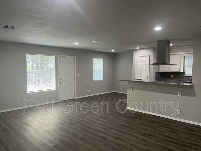 Foto del edificio - 801 W Vicksburg St