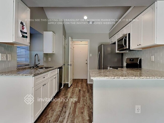 Foto del edificio - 159 Summerhill Dr