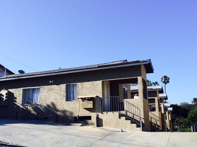 5 unit property - 2263 1/2 Ewing St