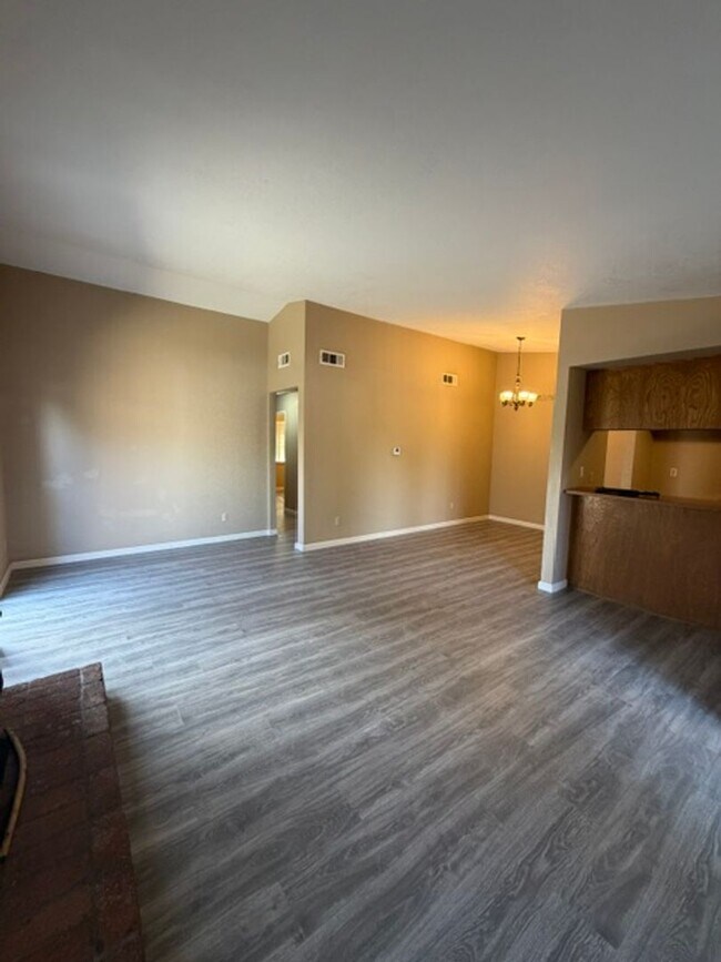 Foto del edificio - 1643 Ashley Ave