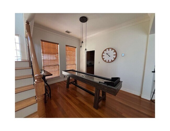 Building Photo - 1306 Birdsall St